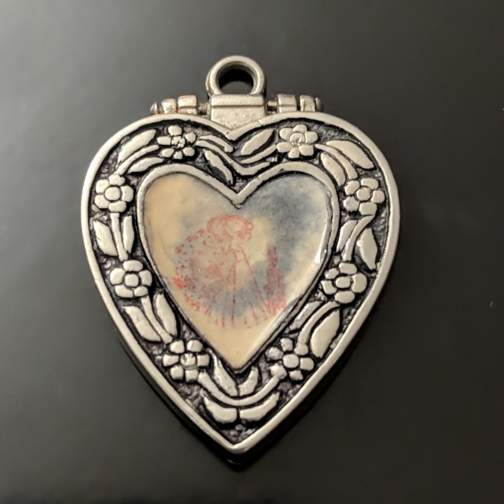 Vintage Compact Necklace
